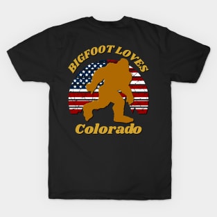 Bigfoot loves America and Colorado too T-Shirt